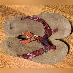 🍉Sanuk flip flops, wedge heel, cloth rainbow strap, sandals, GUC, 9